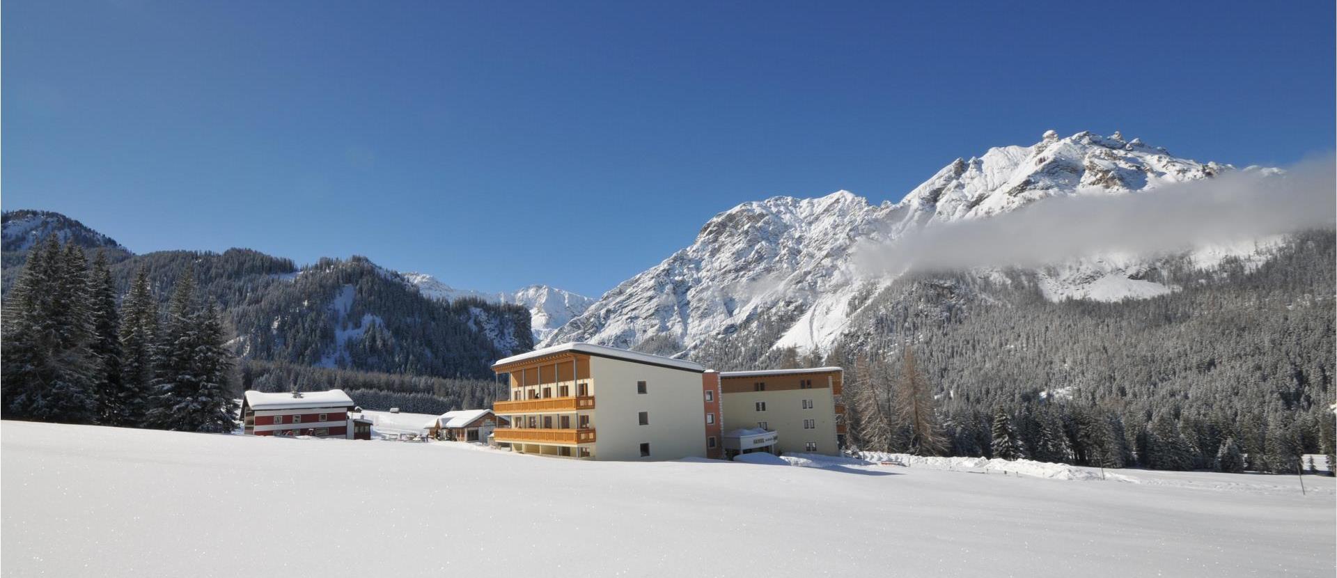 hotelansicht-winter-2